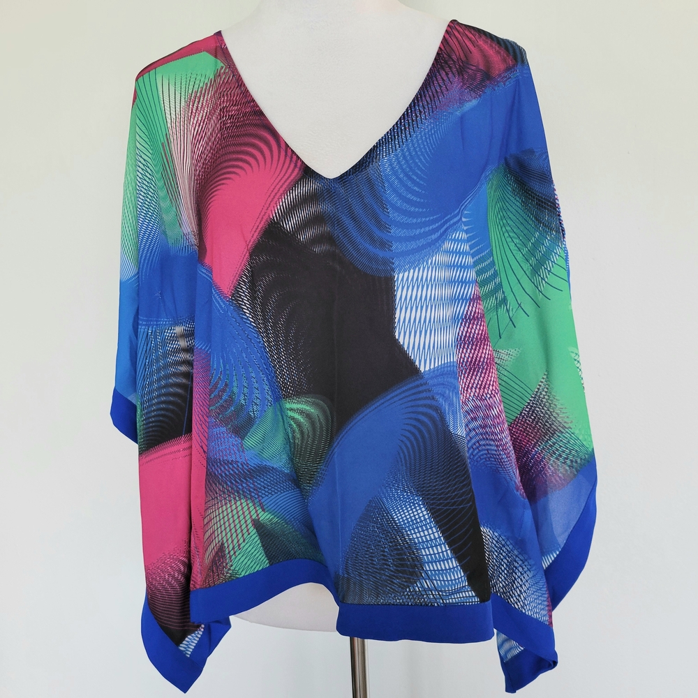 XOXO Blue Black Geometric Artsy Kimono V-neck Blouse Office Party Top Sz Medium